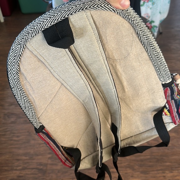 Nepal Hand Made Bag Hemp , THC free! Amazing design and color! Spacious bag! - Picture 4 of 4